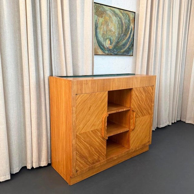 1940s Art Deco Satinwood Lit Dry Bar Music Entertainment System Cabinet For Sale - Image 10 of 13