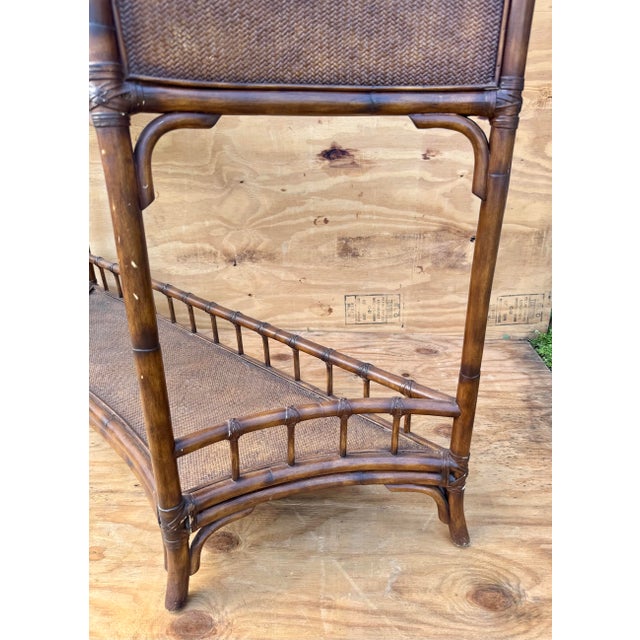Late 20th Century Serpentine Front Chinese Chippendale Style Hooker Furniture Seven Seas Console Hall Foyer Table For Sale - Image 9 of 12