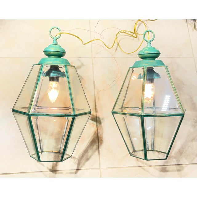 Contemporary 1980s Stunning Pair of Vintage Solid Brass & Glass Geometric Hanging Lanterns - a Pair For Sale - Image 3 of 16