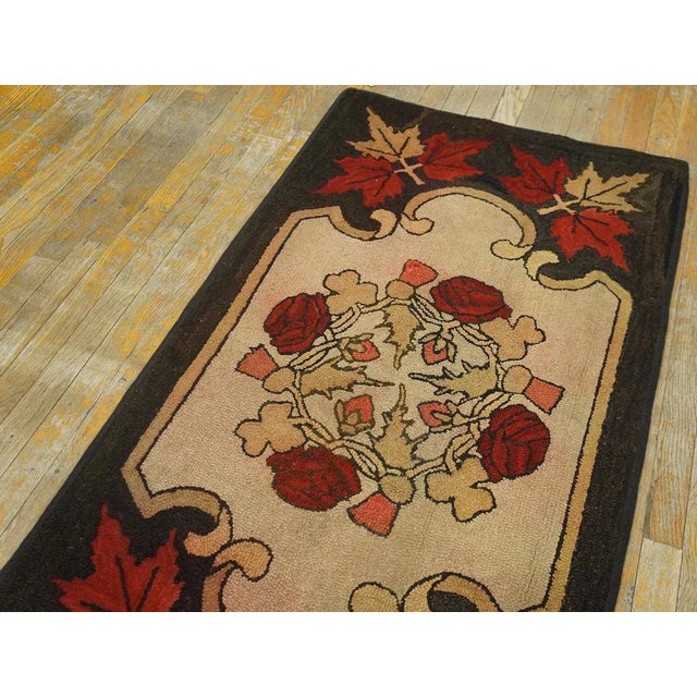 American 1920s Folk Art Beige Medallion Roses Antique American Hooked Rug For Sale - Image 3 of 11