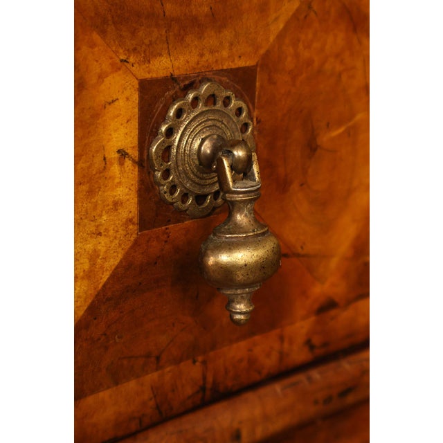 Jonathan Charles Oyster Chest of Drawers For Sale - Image 10 of 18