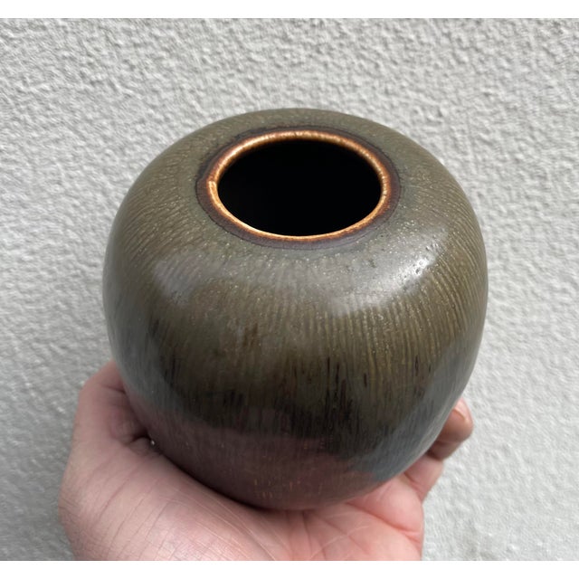 The most sought after vase by the danish ceramist valdemar petersen. Manufactured by bing & grøndahl/b&g in copenhagen,...