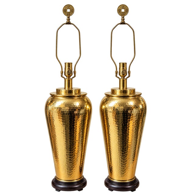 1960s 1960’s Paul Hanson Hammered Polished Brass Chinoiserie Table Lamps With Coin Finials For Sale - Image 5 of 14