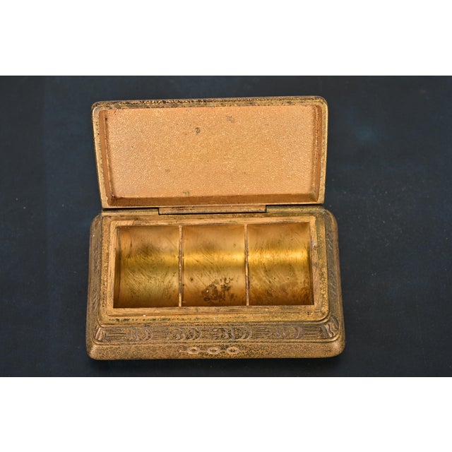 Metal Tiffany Studios New York American Indian Pattern Bronze Doré Stamp Box For Sale - Image 7 of 12