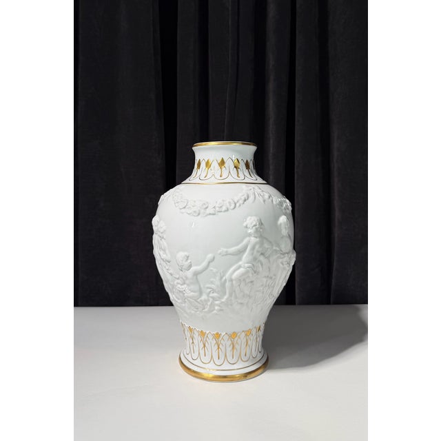 19th Century Capodimonte Italian Glazed Ceramic Vase For Sale - Image 5 of 6