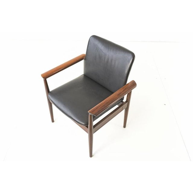 FD 901 Diplomat Chair in Rosewood by Finn Juhl, 1961 For Sale - Image 10 of 17