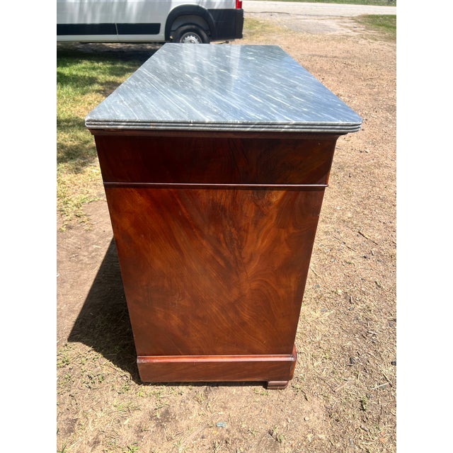 French 19th Century Louis Philippe Flame Mahogany Marble Top Commode For Sale - Image 6 of 12