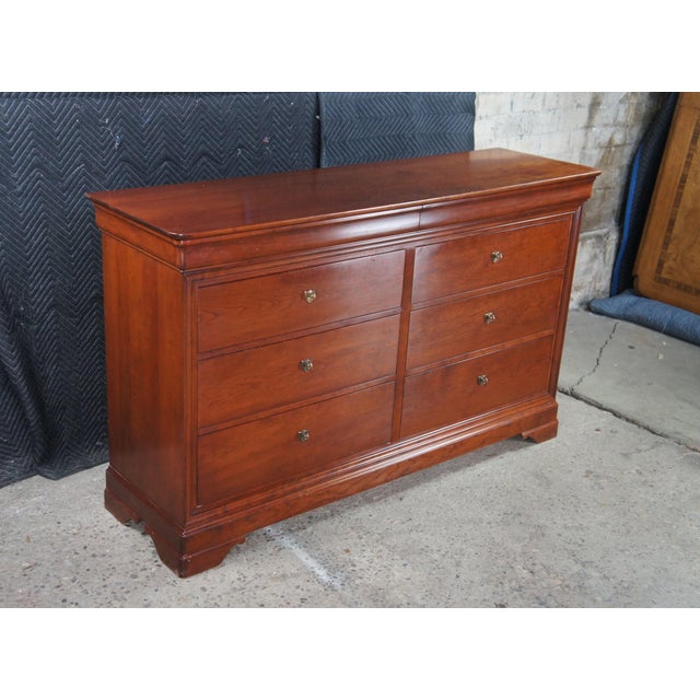 Stickley Late 20th Century Stickley French Louis Philippe Style Cherry Double Dresser & Mirror Hidden Stash For Sale - Image 4 of 18
