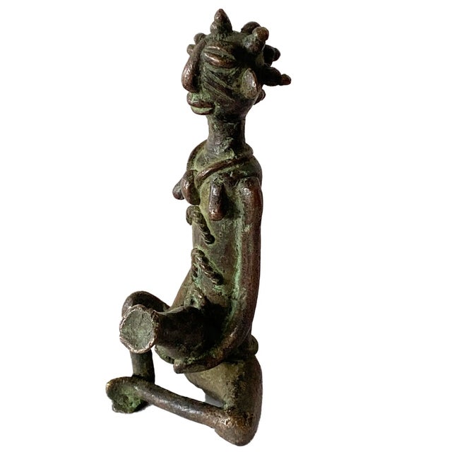 Late 20th Century Vintage Benin Bronze Sculpture of a Seated Female W/Jar Nigeria A For Sale - Image 5 of 7