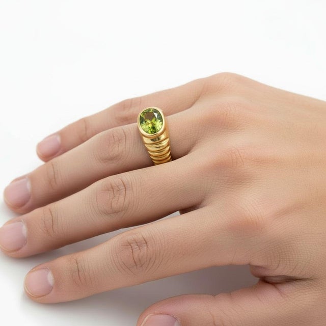 Oval Bezel Peridot Ring for Men Silver, Gold, Size 10 For Sale - Image 4 of 5