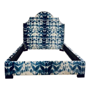Norwalk Modern Blue and White Tie Dye/Ikat Cut Velvet Twilights Queen Bed