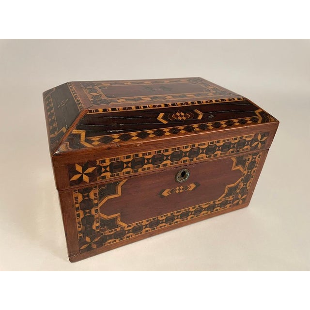 19th English Turnbridge Ware Rosewood Jewelry Box With Inlaid Mosaic For Sale In New York - Image 6 of 12