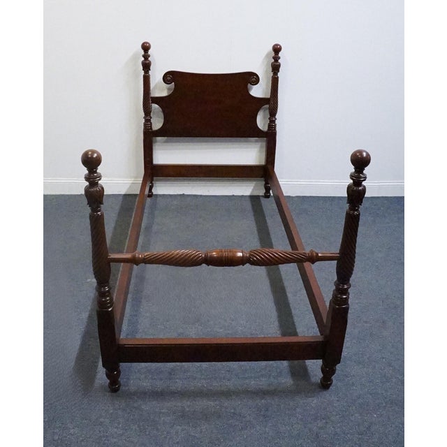 Traditional Kindel Furniture Grand Rapids, MI Solid Mahogany Traditional Style Twin Size Poster Bed - Oxford Finish 398b For Sale - Image 3 of 11