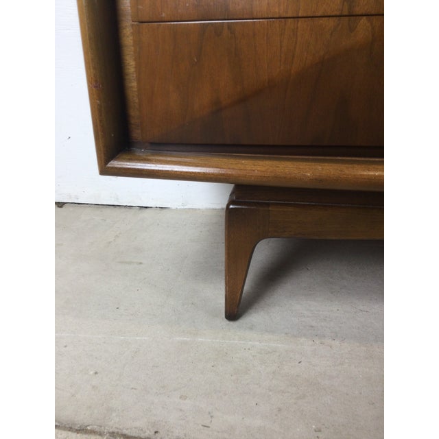 Mid Century Modern Lowboy Dresser With Unique Diamond Front by United Furniture For Sale - Image 11 of 17