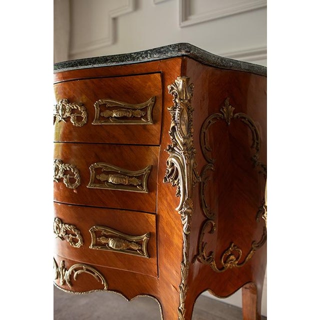 1960s Pair Vintage French Louis XV Bombé Chests, Marble Top Commode Nightstands For Sale - Image 5 of 18