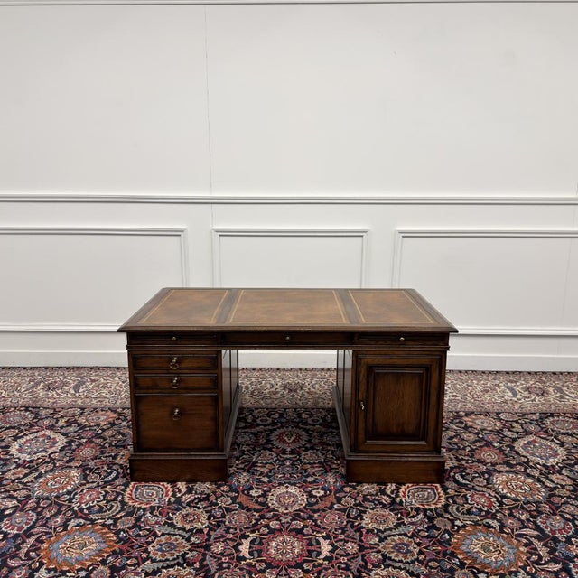 Classic English Chesterfield Desk in Brown Leather from RAC For Sale - Image 4 of 18