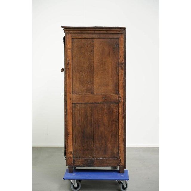 Antique Farmhouse Cabinet in Oak, 1600s For Sale - Image 5 of 14