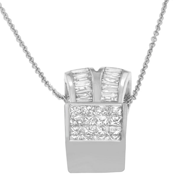 Contemporary 14K White Gold 1 5/8 cttw Princess and Baguette Cut Diamond Heart Ribbon Pendant Necklace (G-H, VS1-VS2) For Sale - Image 3 of 7