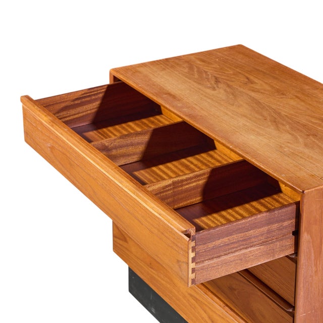 Westnofa Mid Century Norwegian Teak 4 Drawer Dresser For Sale In Chicago - Image 6 of 9