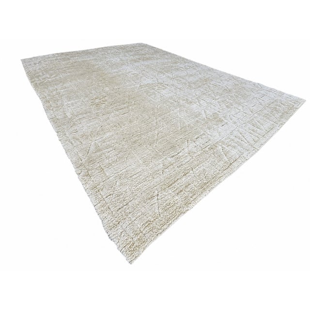Restoration Hardware Rh Kinari Wool Rug – 10' × 14' Ivory | Wool | Hand-Knotted | For Sale - Image 4 of 18