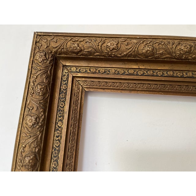Mid-Century Modern Large Vintage Giltwood Picture Frame with Floral Relief, 1930 For Sale - Image 3 of 12