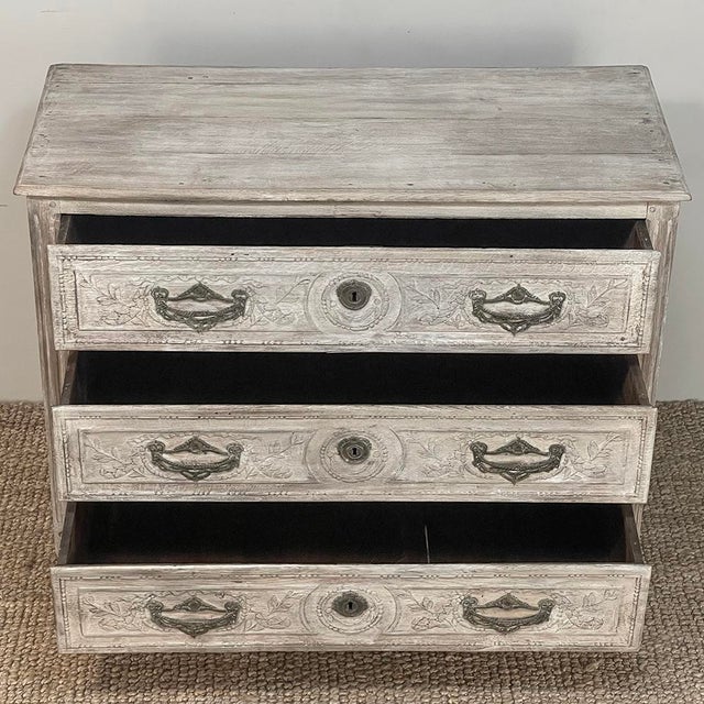 18th Century Country French Whitewashed Commode With Bronze Hardware For Sale In Dallas - Image 6 of 18