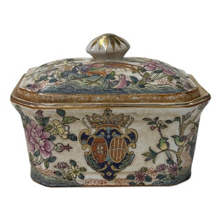 Vintage Famille Rose Enamel Flower Bird Rectangular Porcelain Box For Sale