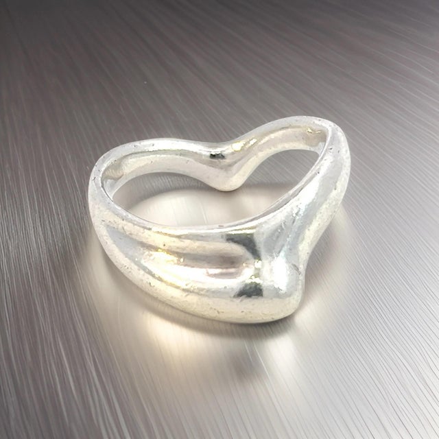 1990s 1990s Tiffany & Co Estate Wave Ring By Elsa Peretti Size 6 Sterling Silver, Size 6 For Sale - Image 5 of 8