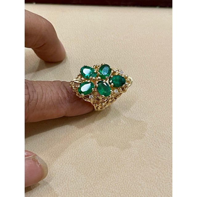 4 Ct Natural Emerald, Five Oval Stone and Diamond Ring 14 Karat Yellow Gold For Sale - Image 9 of 18