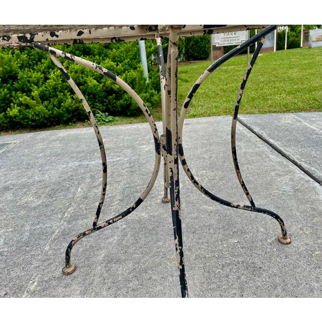 Mid 20th Century Round Wrought Iron Table W/Umbrella Hole Mesh Top Salterini Woodard Style Outdoor For Sale - Image 6 of 11