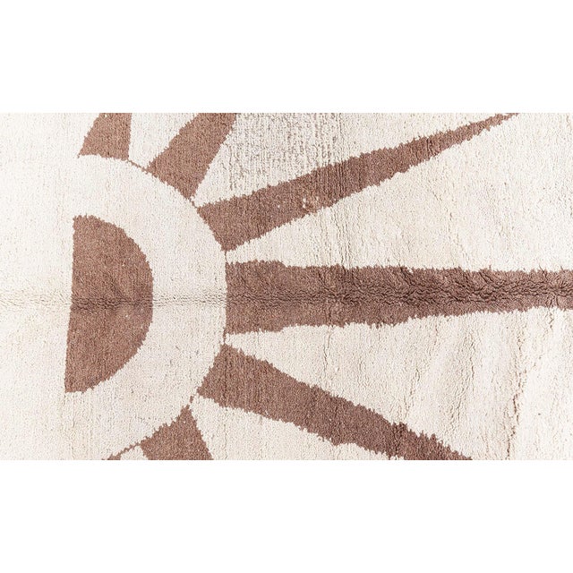 Doris Leslie Blau Midcentury Moroccan Natural Undyed Wool Rug For Sale In New York - Image 6 of 9
