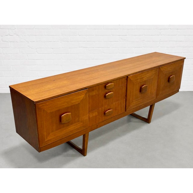Mid Century Modern Teak Credenza by Stonehill | Long Sideboard With Funky Sculpted Pulls and Sled Legs, Made in England, C. 1960’s For Sale - Image 14 of 18