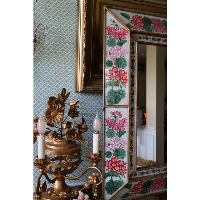 1960s Italian Reverse-Painted Geranium Glass Giltwood Mirror For Sale - Image 12 of 18