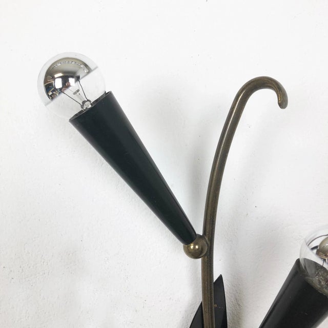 1950s Large Modernist Brass Floral Theatre Wall Light Sconce, France, 1950 For Sale - Image 5 of 15