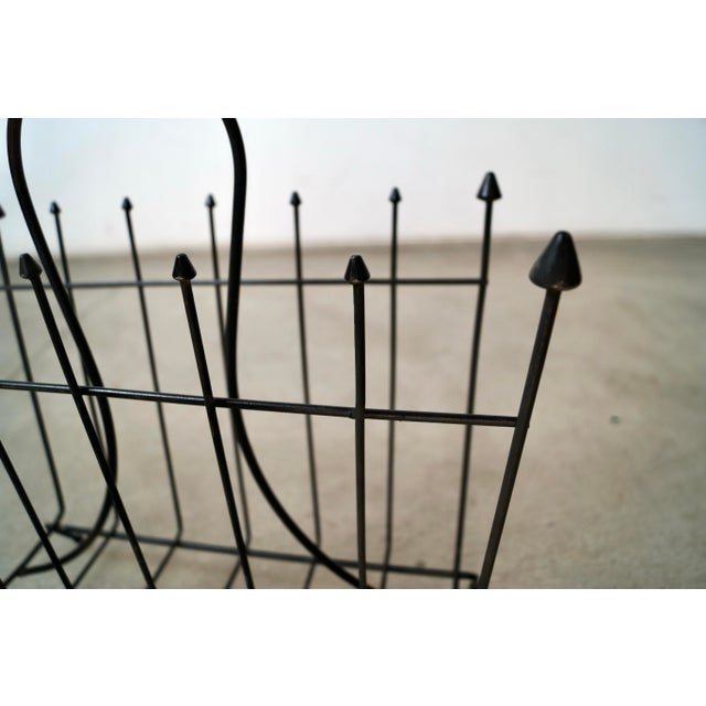 1950’s Mid-Century Modern Arthur Umanoff Style Magazine Rack For Sale - Image 11 of 11