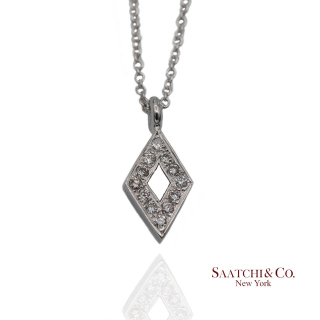 Contemporary 18k(750) White Gold Natural Diamond Rhombus Shape Pendant Necklace With Chain For Sale - Image 3 of 11