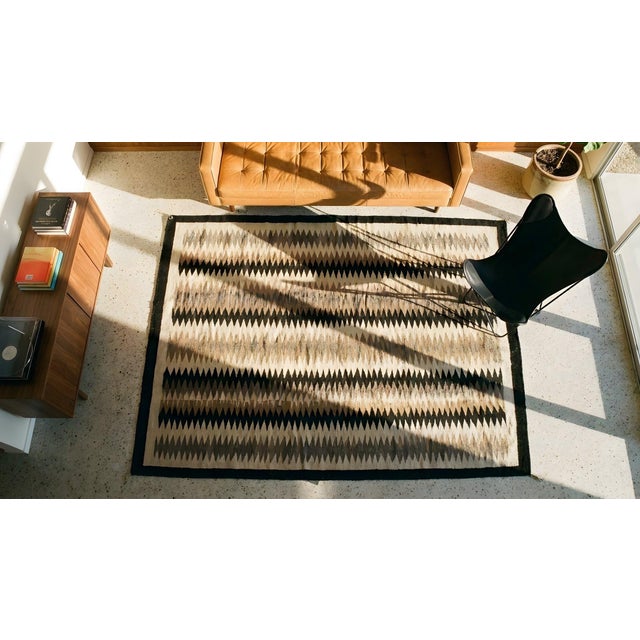 1930s Earth Tone Zig Zag Antique American Navajo Rug Eye-Dazzler 3'6" X 5'3" Flatweave Wool Carpet For Sale - Image 12 of 12