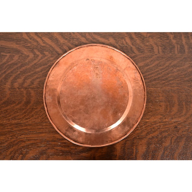 Roycroft Style Arts & Crafts Hammered Copper Charger Plate or Tray For Sale - Image 9 of 11