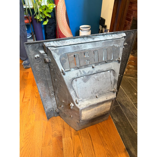 1950s Antique Cast Iron Fireplace Insert / Summer Cover – Original Victorian Era Architectural Salvage For Sale - Image 5 of 5