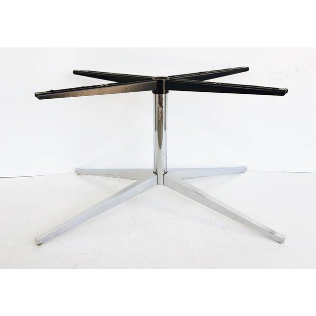Florence Knoll Oval Carrara Marble Dining Table, Signed Stainless Steel Base For Sale In Miami - Image 6 of 8