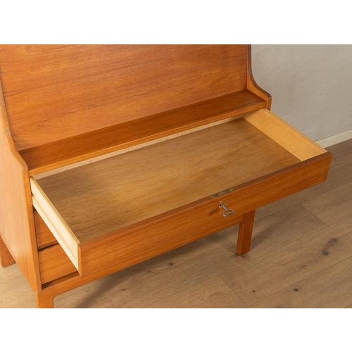 Model 88 Bureau by Arne Wahl Iversen for Vinde Møbelfabrik For Sale - Image 5 of 13