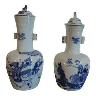 Near Chinese Kangxi Porcelain Blue & White Arrow Vases - a Pair For Sale