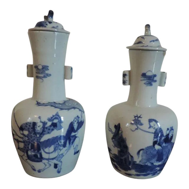 Near Chinese Kangxi Porcelain Blue & White Arrow Vases - a Pair For Sale