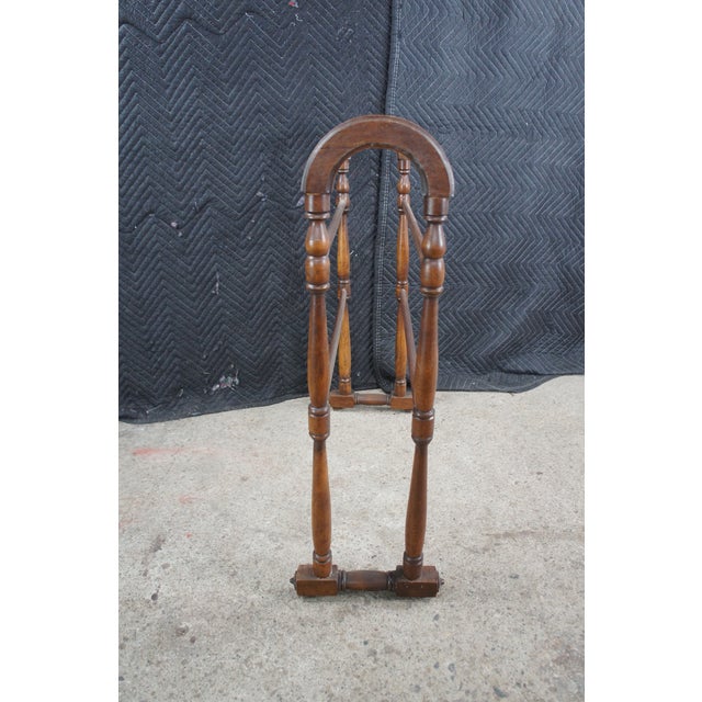 Vintage Early American Style Turned Oak Towel Quilt Blanket Rack Stand Holder For Sale - Image 10 of 11