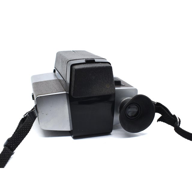 Mid-Century Modern Mid Century Modern Kodak Xl33 Super 8 Movie Camera With Original Hard Case For Sale - Image 3 of 12