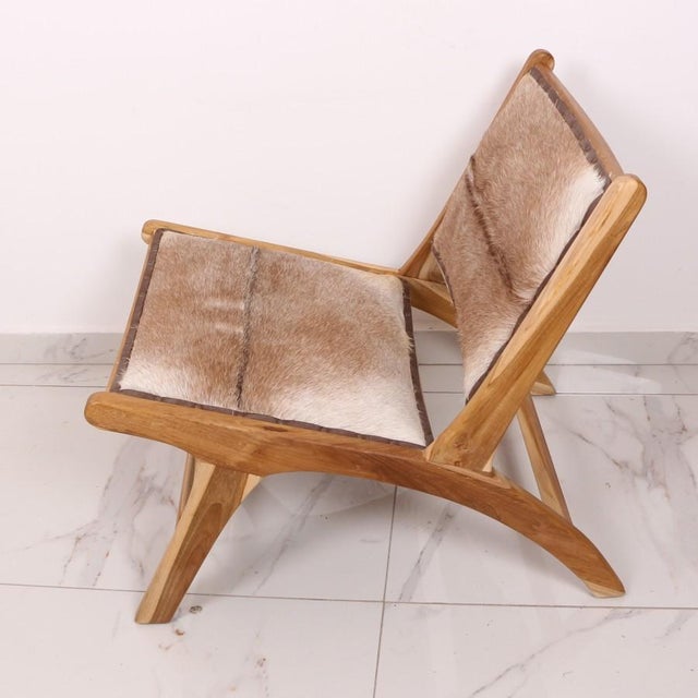 Traditional Lila Natural Teak and Genuine Leather Chair For Sale - Image 3 of 5
