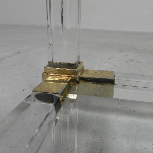 Hollywood Regency Coffee Table Acrylic Glass in Glass & Brass, 1970s For Sale - Image 9 of 14