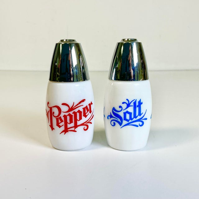 American Mid-Century Boho Chic Americana Cafe Salt & Pepper Shakers - A Pair. For Sale - Image 3 of 8
