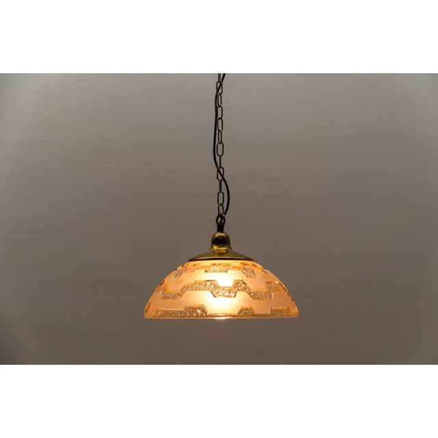 1960s Amber-Colored Embossed Glass Lamp by Peill & Putzler, Germany, 1960s For Sale - Image 5 of 14