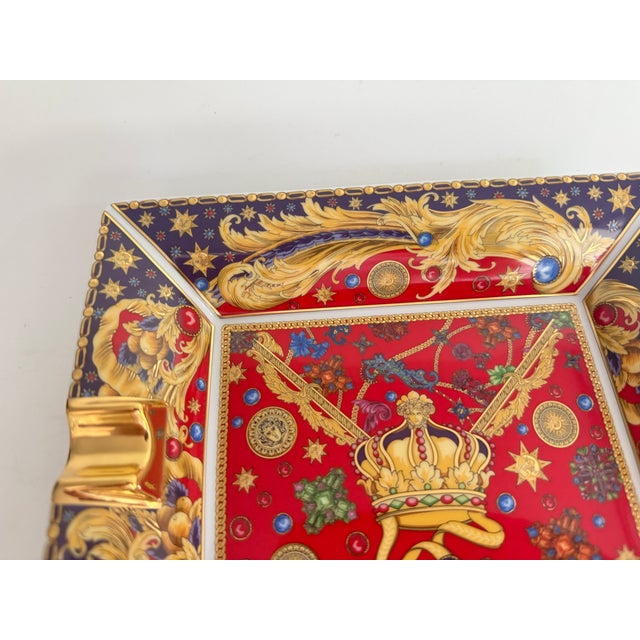 Ceramic Barocco Holiday Christmas Limited Edition Ashtray by Versace for Rosenthal, 2020 For Sale - Image 7 of 9